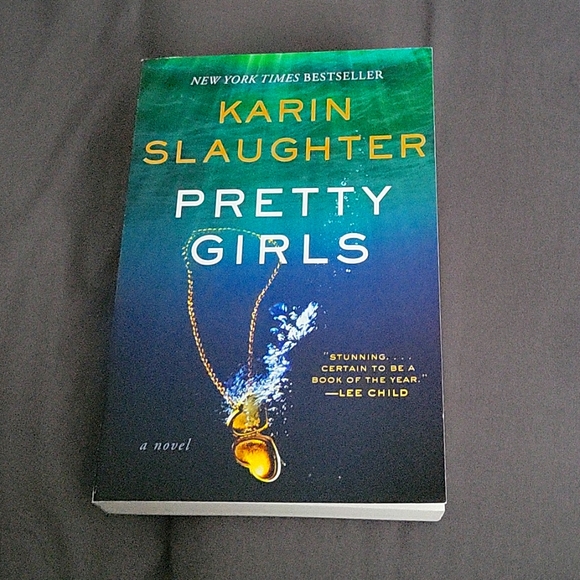 Pretty Girls - Picture 1 of 2